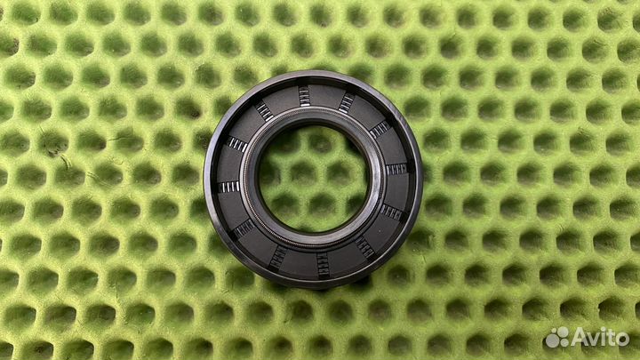 Сальник переднего колеса 25X47X7 BMW