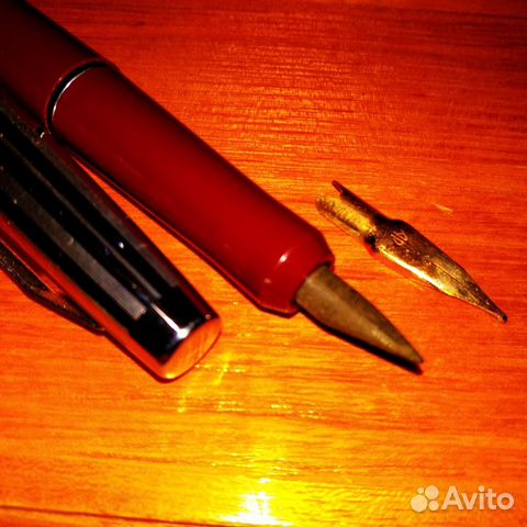 Перьевая ручка золото