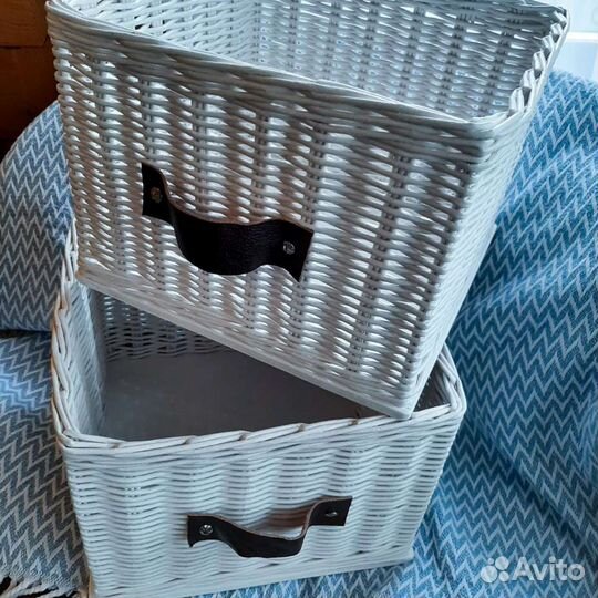 Корзина плетеная из бумажной лозы