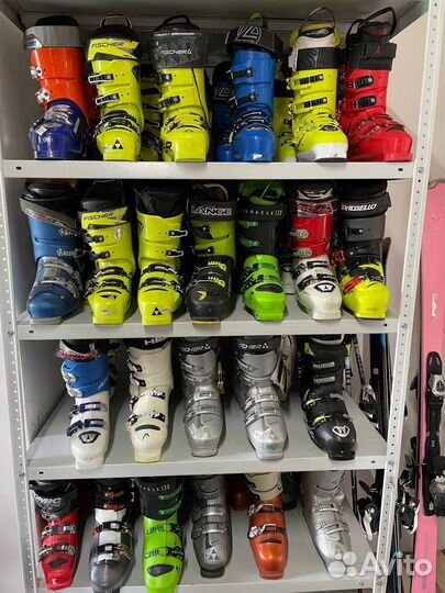 Горнолыжные ботинки