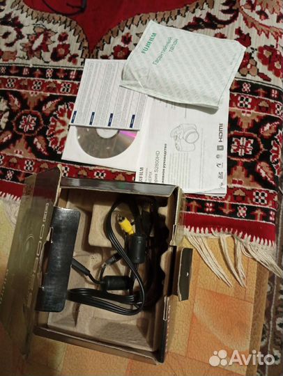 Компактный фотоаппарат.новый