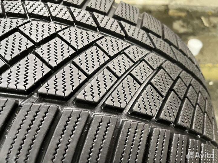 Continental ContiWinterContact TS 830 245/35 R19