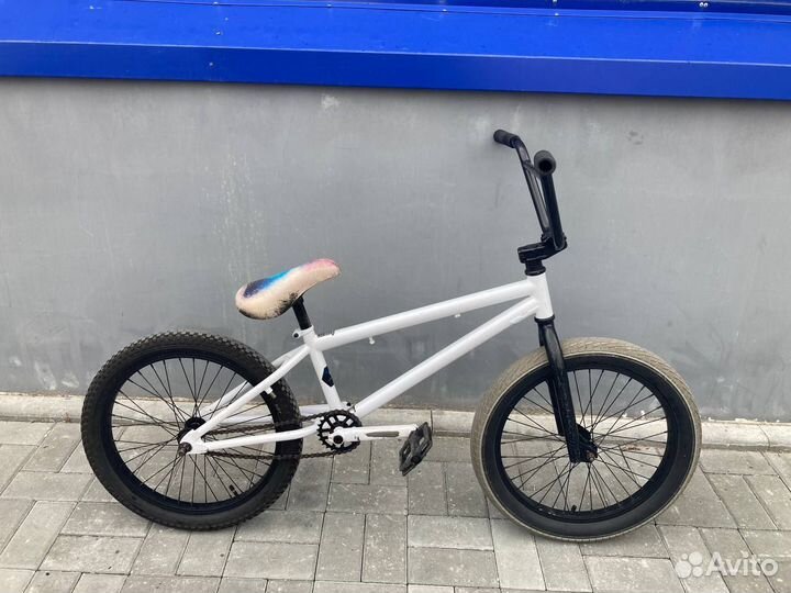 Bmx mongoose