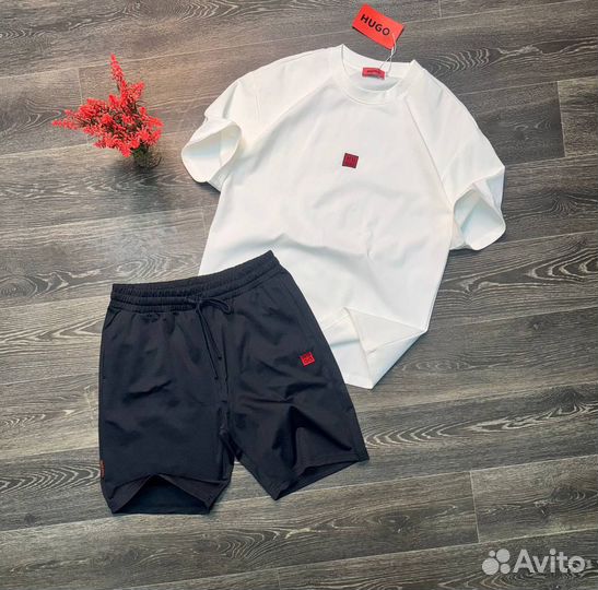 Костюм летний мужской с шортами hugo
