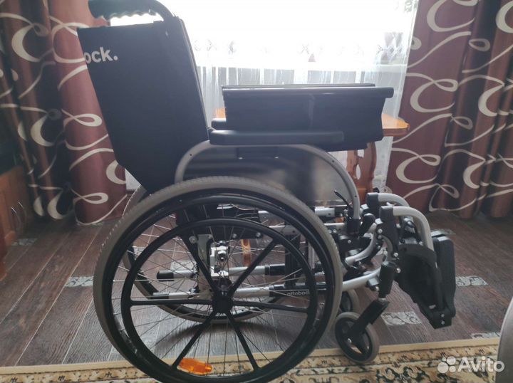 Инвалидная коляска