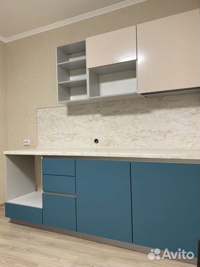Кухонный гарнитур. Кухня без ручек ксп:26031