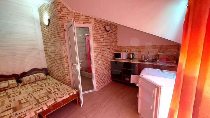 Комната 30 м² в 2-к., 2/2 эт.