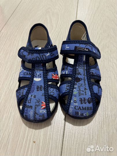 Новые детские сандалии Kapika