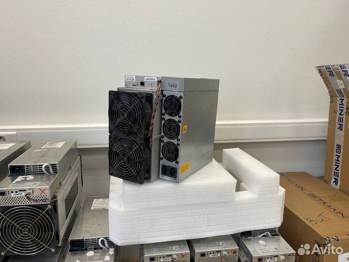 Asic майнер Bitmain Antminer L7 9500 Mh/s Б\У