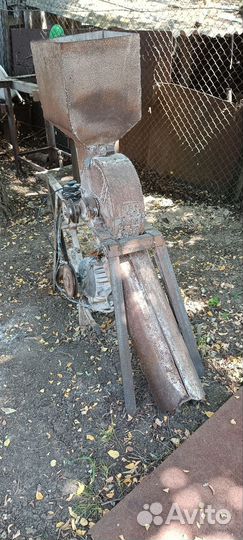 Зернодробилка крупорушка бу