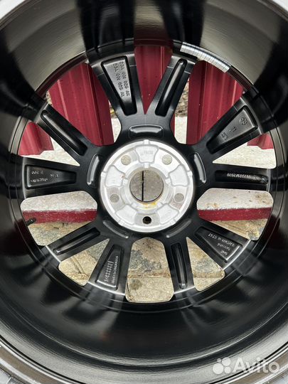 Volkswagen T-roc R19 оригинал 2GA601025AL