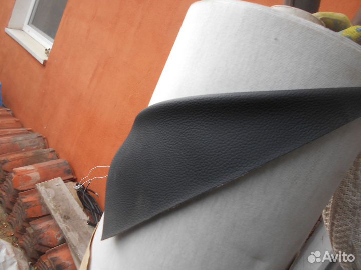 Кожзам чёрный