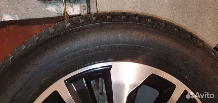 R17 Nokian Tyres Hakkapeliitta 10p SUV 225/60, PCD 5x114.3 DIA 67.1