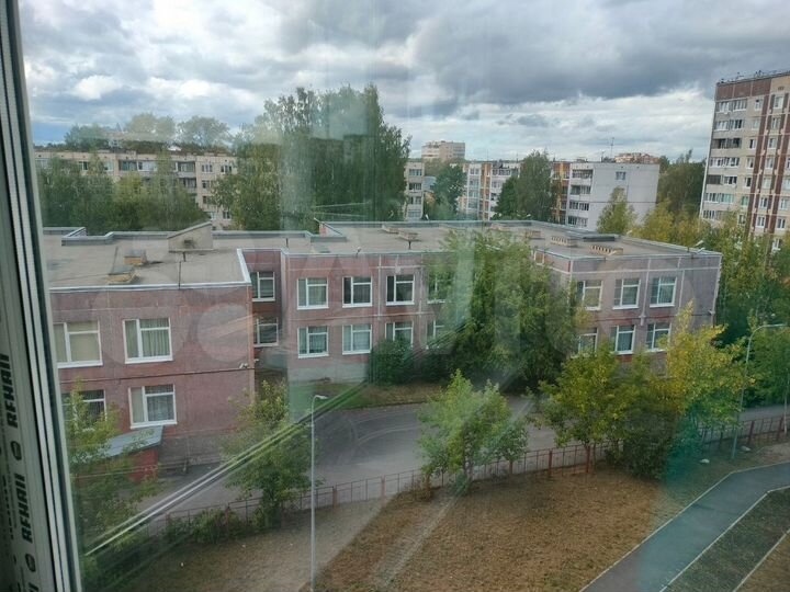 2-к. квартира, 55 м², 5/9 эт.