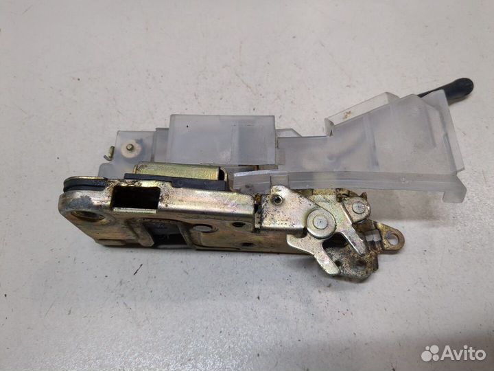 Замок двери Volkswagen Transporter 4, 2001