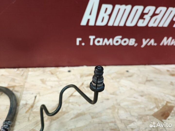 Трубка цилиндра сцепления Volkswagen Polo