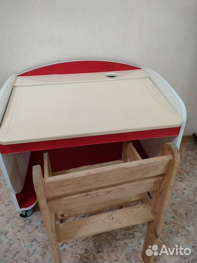 Детский стол и стул