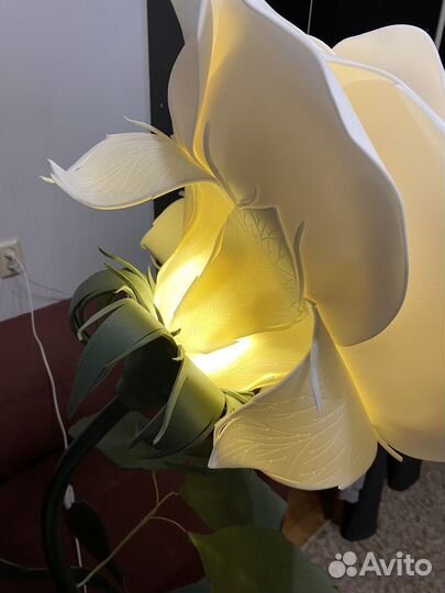 Светильник напольный цветы