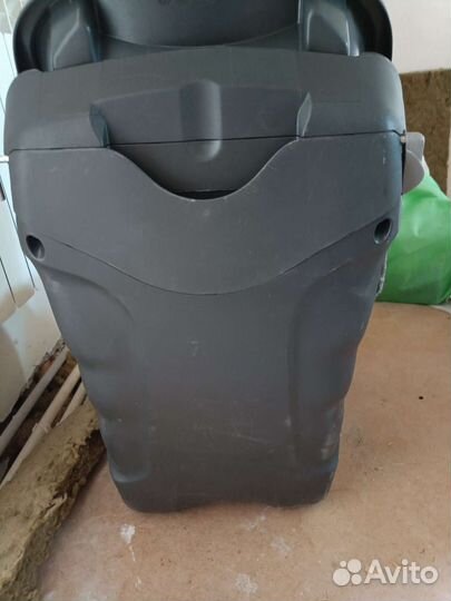 Кресло автомобильное детскоеBritax Roemer