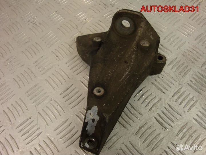 Кронштейн АКПП левый Audi A4 B5 8D0399113AC