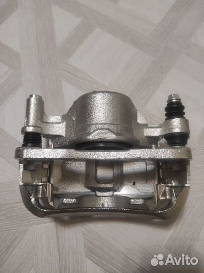 Тормозной суппорт передний левый хундай акцент