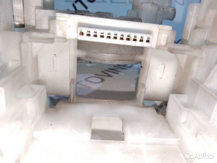 Корпус подрулевых переключателей Mitsubishi L200