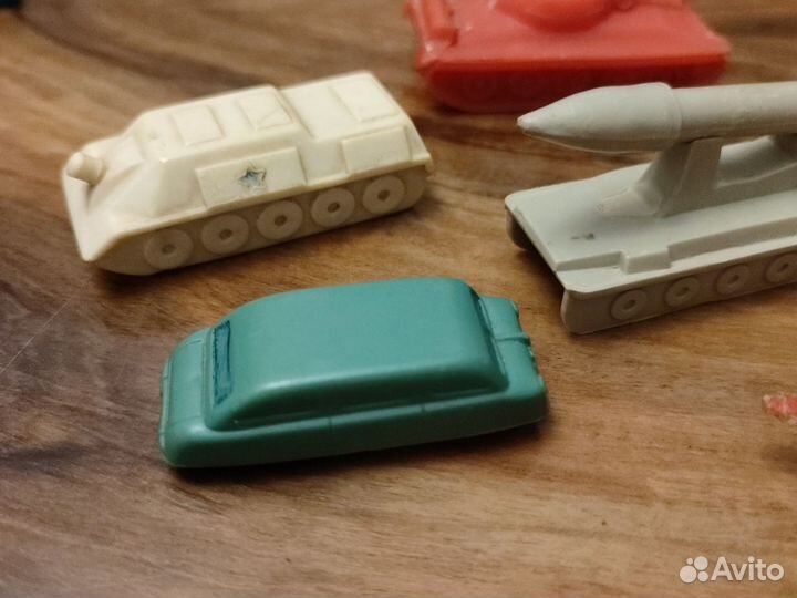 Машинки, танки игрушки СССР