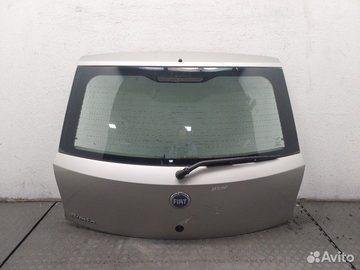 Крышка багажника Fiat Punto