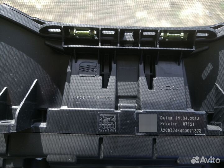 Приборная панель