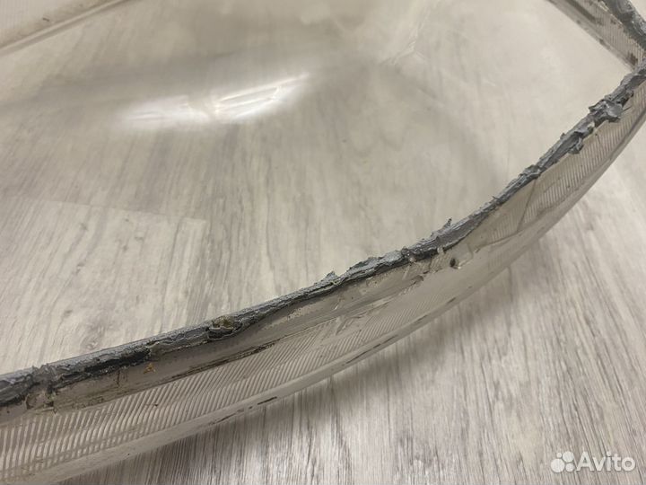 Стекло левой фары Chevrolet Lacetti седан б/у