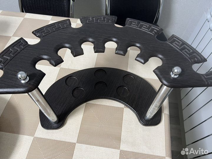 Подставка под стаканы и рюмки