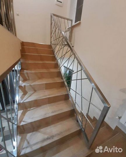 Перила для лестниц