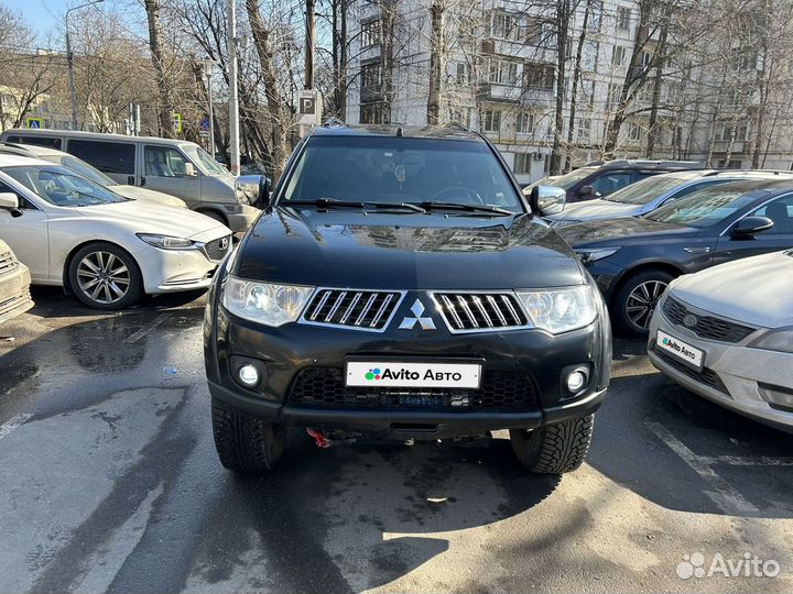 Mitsubishi Pajero Sport 2.5 AT, 2010, 305 000 км