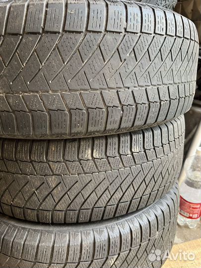 Continental ContiVikingContact 6 225/65 R17