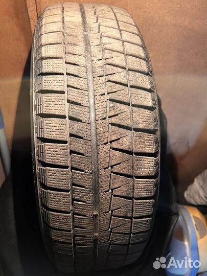 Bridgestone Blizzak Revo GZ 185/60 R15
