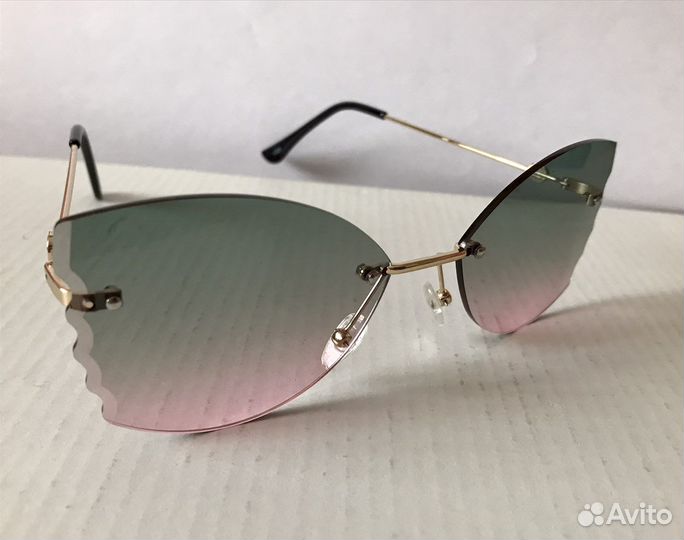 Солнцезащитные очки женские