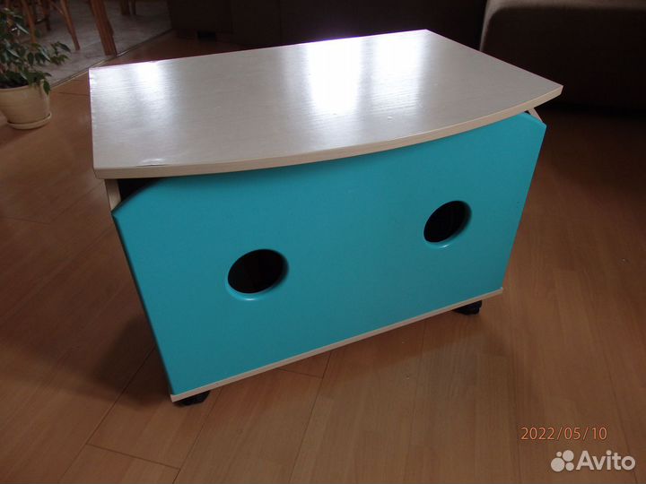 Продаю набор детской мебели