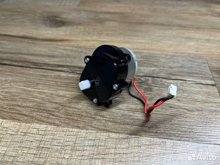 Мотор боковой щетки левый (L) Tefal Serie 95