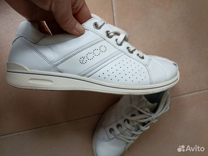 Кроссовки женские Ecco 38 р