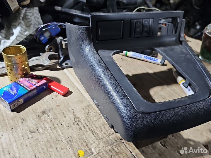 Кнопки подогрева сидений с пластиком Ford Mondeo 3