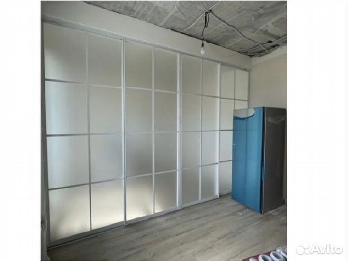 Раздвижные перегородки для зонирования