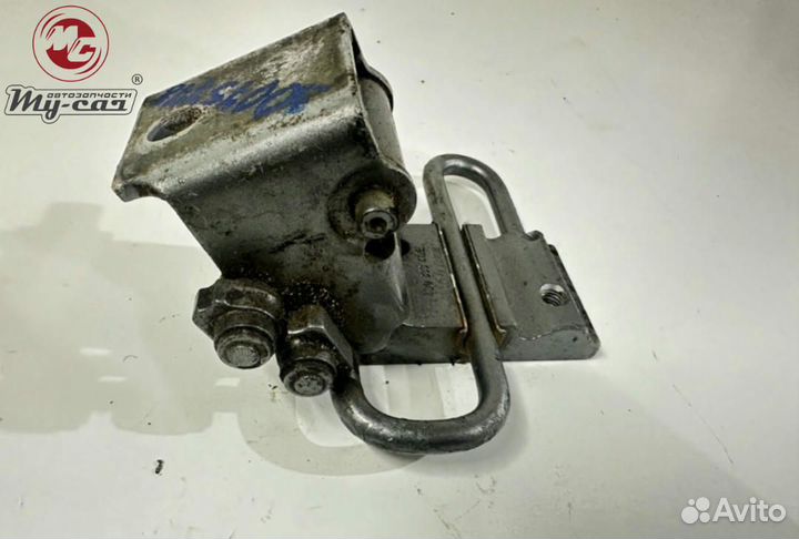 Петля двери передней правой audi a6 4b-c5 рестайлинг (2001-2004) 0.0 4b0833412e