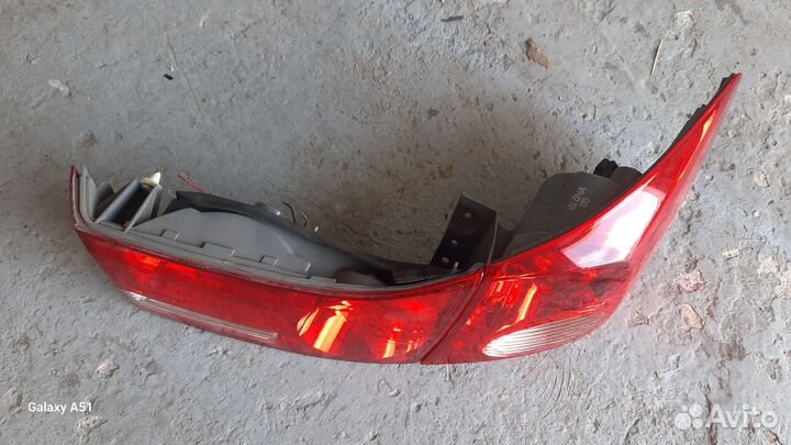 Правый стоп Хонда Акорд 8 универсал