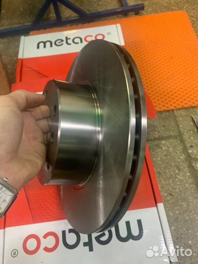 Диск тормозной передний BMW 5 E39 (95-03)