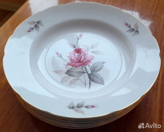 Кухонные принадлежности. Посуда