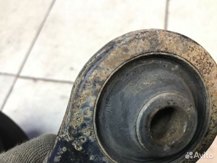 Рычаг передний левый Peugeot 308 1.6 EP6 2009