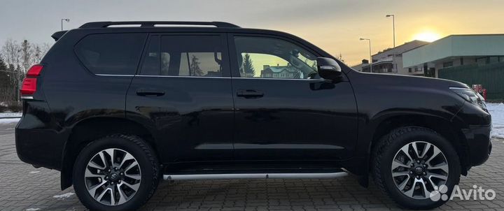 Toyota Land Cruiser Prado 2.8 AT, 2022, 47 700 км