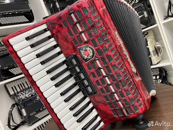 Аккордеон Weltmeister Meteor 3/4