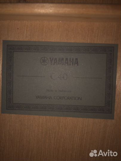 Классическая гитара Yamaha