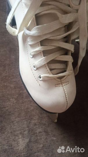 Коньки фигурные 39 graf Montana gold